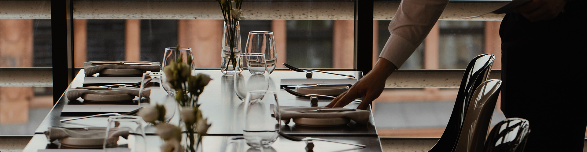 Hotel-monopol-wrocław-pieciogwiazkowy-hotel-w-centrum-wrocławia