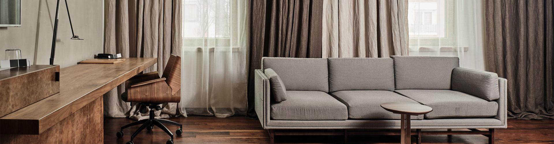 Hotel-warszawa-pieciogwiazkowy-hotel-w-centrum-warszawy-junior-suite