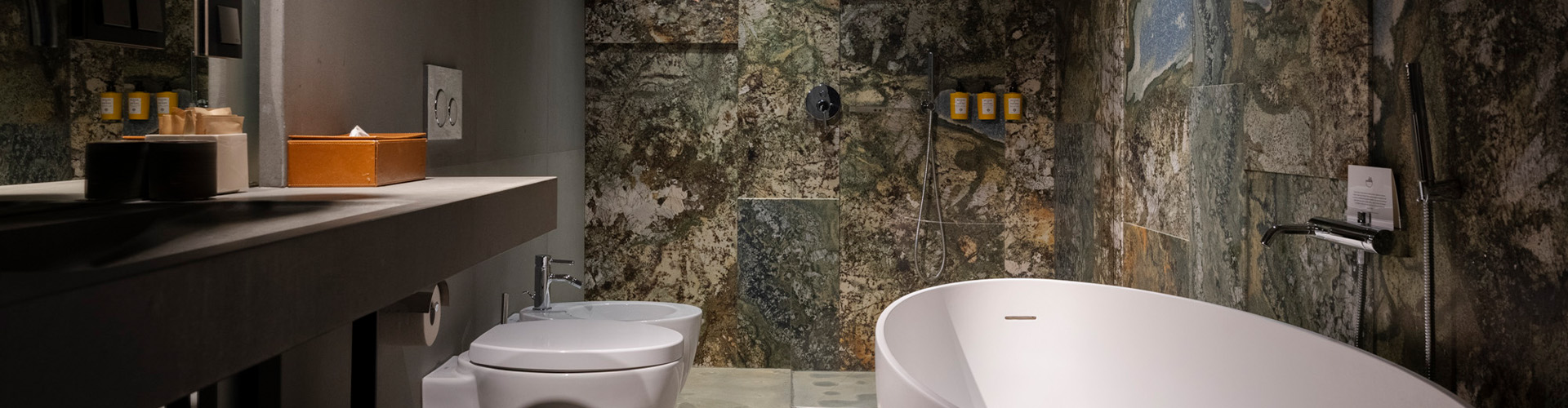 Hotel-warszawa-pieciogwiazkowy-hotel-w-centrum-warszawy-pokoj-dwuosobowy-typu-twin