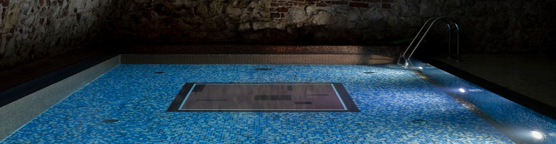 Hotel-stary-pieciogwiazkowy-hotel-w-centrum-krakowa