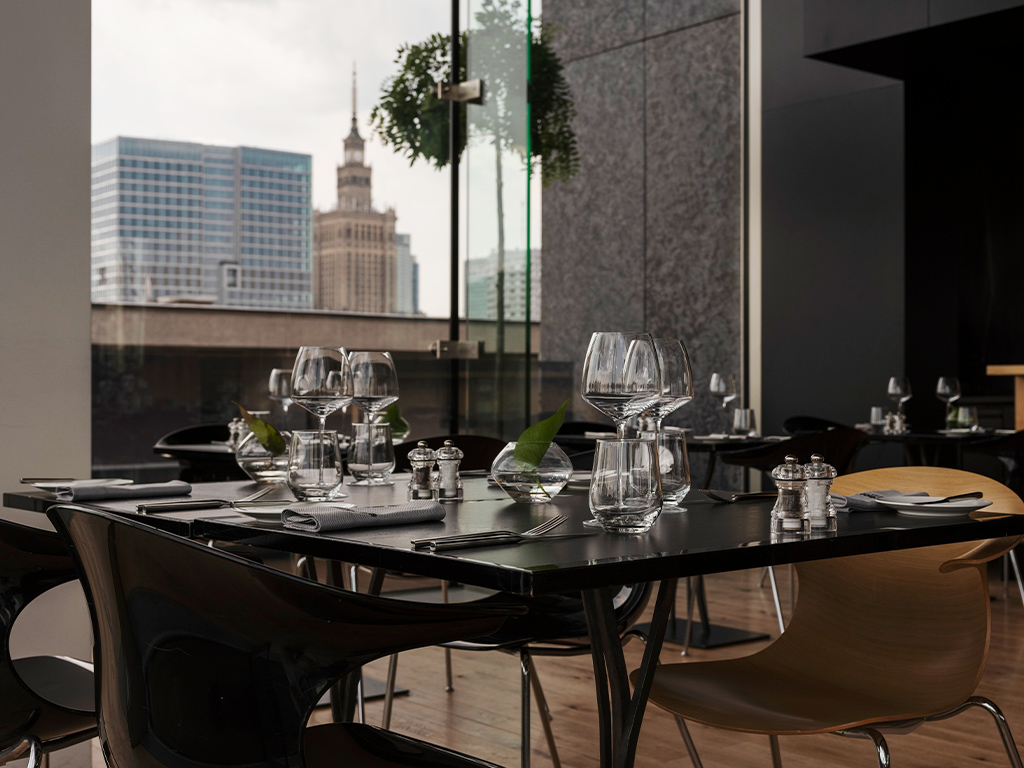 Pięciogwiazdkowy Hotel Warszawa - restauracja concept13